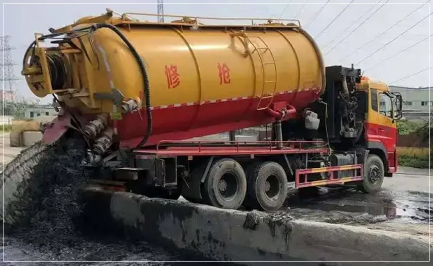 雨花沉淀池清理案例